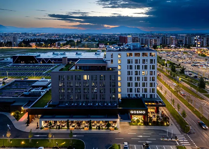 Qosmo Brasov Hotel