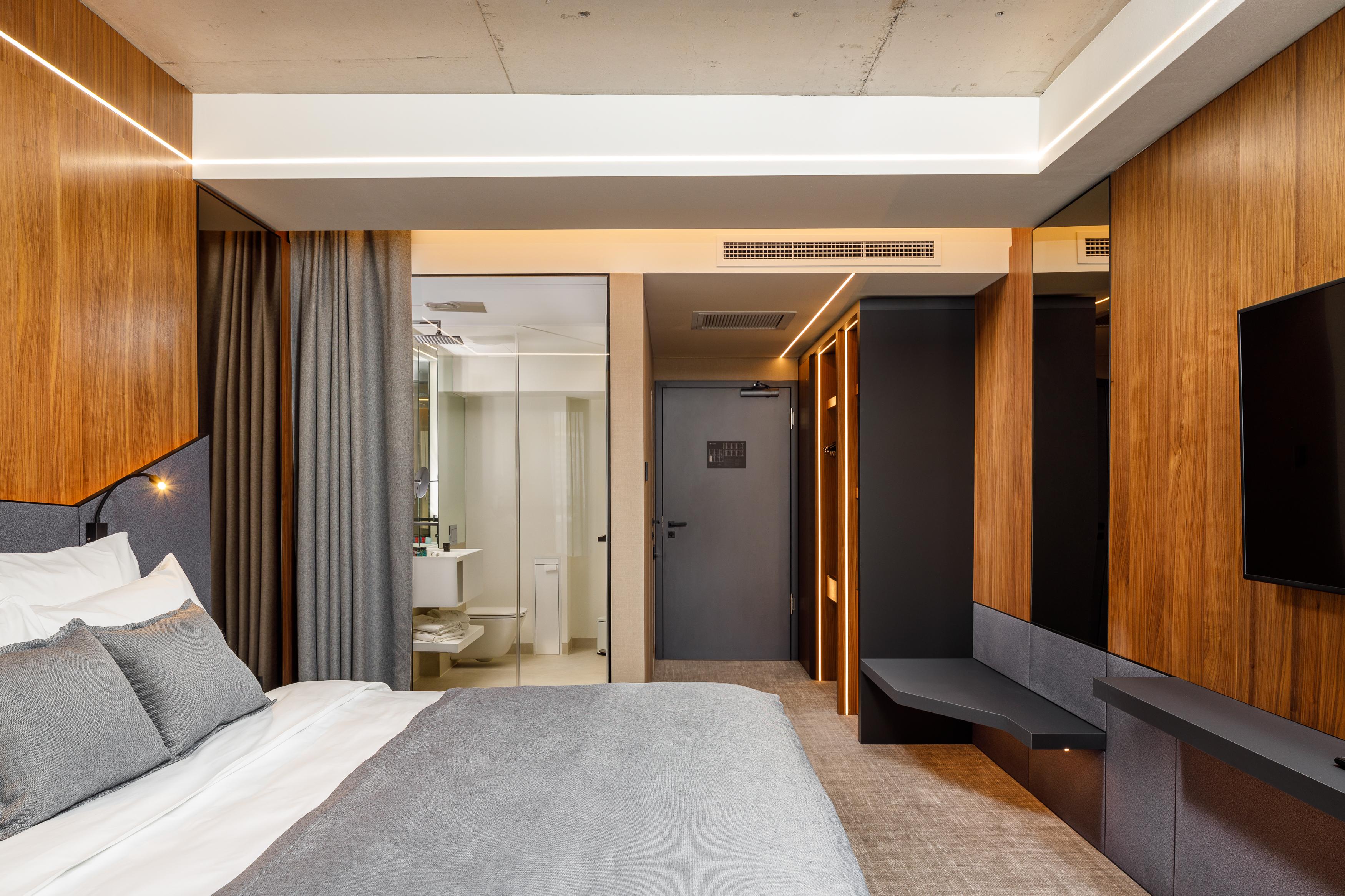 Qosmo Hotel
